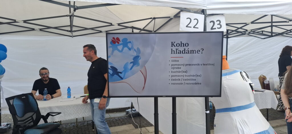 Pracovný trh v Handlovej oživil centrum mesta a otvoril dvere novým príležitostiam Handlová