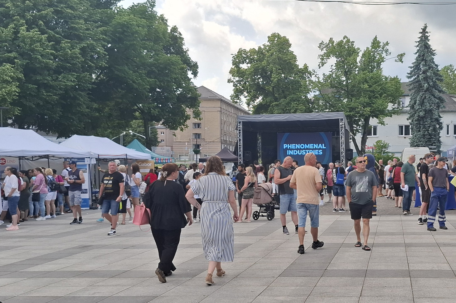 Pracovný trh v Handlovej oživil centrum mesta a otvoril dvere novým príležitostiam Handlová